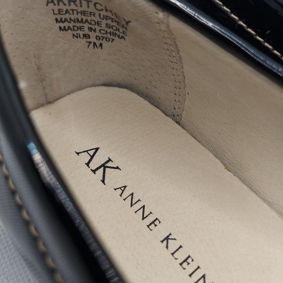 Anne Klein Black Patent Ritchey Loafer Women's Size 7 - Picture 5 of 9